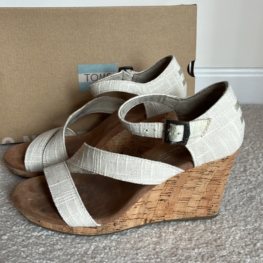 Toms Clarissa Wedge - Picture 2 of 6